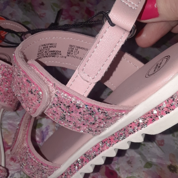 Wonder nation Pink Sparkly Opalescent Sandals 👡 - Picture 4 of 5